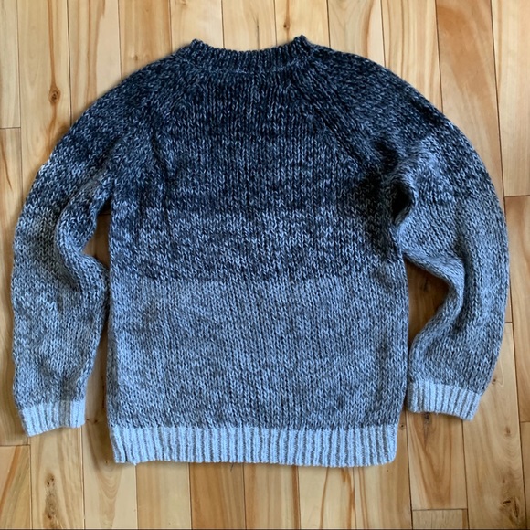 2/$35 Lucky Brand Knit Sweater. - Picture 2 of 5